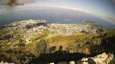 immagine della webcam nei dintorni di Procida: webcam Lacco Ameno
