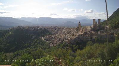immagine della webcam nei dintorni di Scanno: webcam Pacentro