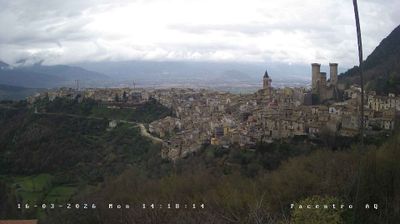immagine della webcam nei dintorni di Scanno: webcam Pacentro
