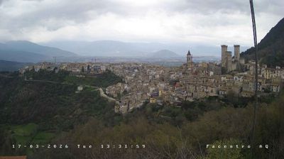 immagine della webcam nei dintorni di Torricella Peligna: webcam Pacentro