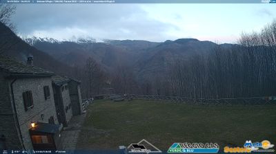 immagine della webcam nei dintorni di Pievepelago: webcam Cimoncino