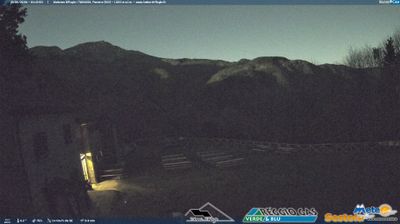 immagine della webcam nei dintorni di Canevare di Fanano: webcam Cimoncino