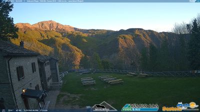 immagine della webcam nei dintorni di Pievepelago: webcam Cimoncino