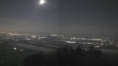 immagine della webcam nei dintorni di Nichelino: webcam San Raffaele Cimena