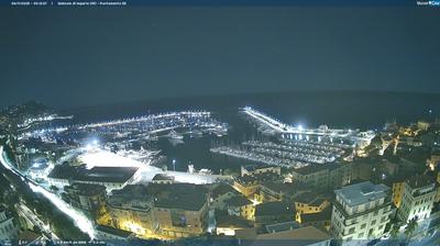 immagine della webcam nei dintorni di Diano Castello: webcam Costa D'Oneglia