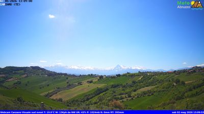 immagine della webcam nei dintorni di Arsita: webcam Canzano