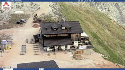 Preview delle webcam di Colle Santa Lucia › Nord-Ovest: Rifugio Averau