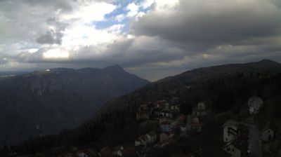 immagine della webcam nei dintorni di Campomulo: webcam Tonezza del Cimone