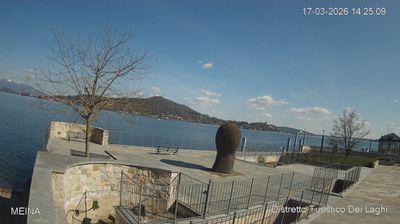 immagine della webcam nei dintorni di Mottarone: webcam Meina