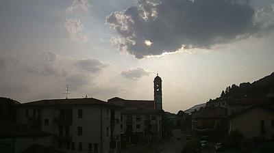 immagine della webcam nei dintorni di Casasco d'Intelvi: webcam Albese con Cassano