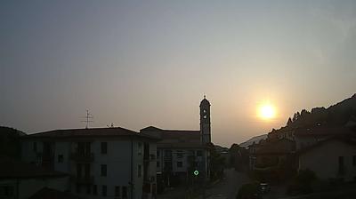 immagine della webcam nei dintorni di Civate: webcam Albese con Cassano