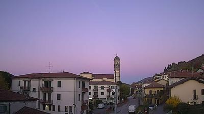 immagine della webcam nei dintorni di Carate Urio: webcam Albese con Cassano