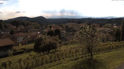 immagine della webcam nei dintorni di Binago: webcam Valmorea