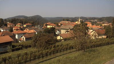 immagine della webcam nei dintorni di Brunate: webcam Valmorea