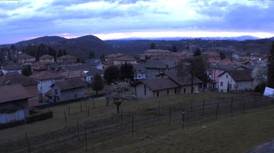 immagine della webcam nei dintorni di Brunate: webcam Valmorea