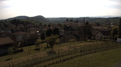 immagine della webcam nei dintorni di Cuasso al Monte: webcam Valmorea