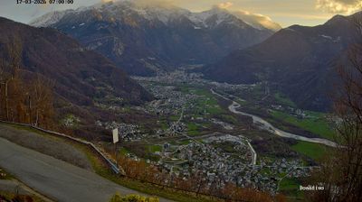 immagine della webcam nei dintorni di Montemezzo: webcam Gordona