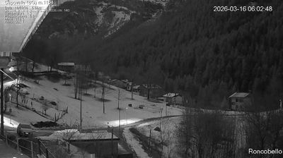 immagine della webcam nei dintorni di Averara: webcam Roncobello