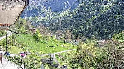 immagine della webcam nei dintorni di Piazzatorre: webcam Roncobello