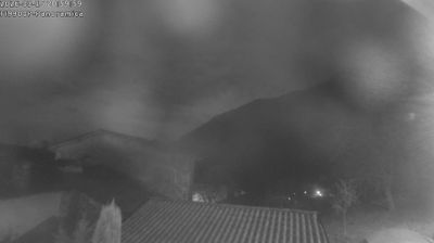 immagine della webcam nei dintorni di Monte Marenzo: webcam Strozza