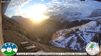 immagine della webcam nei dintorni di Teglio: webcam Vilminore di Scalve