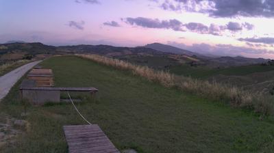 immagine della webcam nei dintorni di Offida: webcam Cossignano