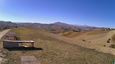 immagine della webcam nei dintorni di Montemonaco: webcam Cossignano