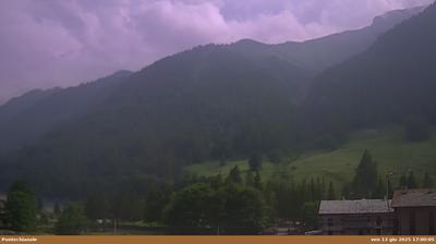 immagine della webcam nei dintorni di Acceglio: webcam Pontechianale