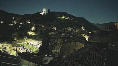 immagine della webcam nei dintorni di Torre Del Lago Puccini: webcam Borgo a Mozzano