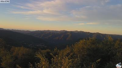 immagine della webcam nei dintorni di Andora: webcam Aquila di Arroscia
