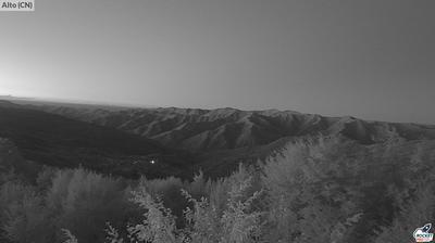 immagine della webcam nei dintorni di Lurisia Terme Monte Pigna: webcam Aquila di Arroscia