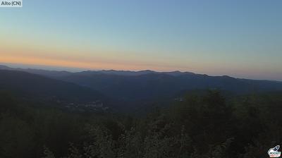 immagine della webcam nei dintorni di Loano: webcam Aquila di Arroscia