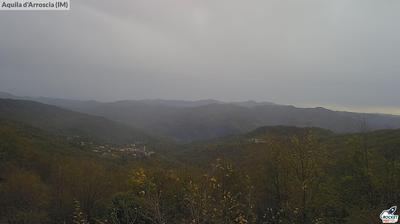 immagine della webcam nei dintorni di Loano: webcam Aquila di Arroscia