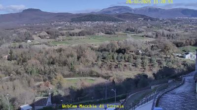immagine della webcam nei dintorni di Scontrone: webcam Macchia d'Isernia