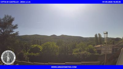 immagine della webcam nei dintorni di Caprese Michelangelo: webcam Città di Castello