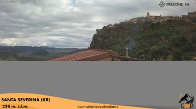 immagine della webcam nei dintorni di Taverna: webcam Santa Severina