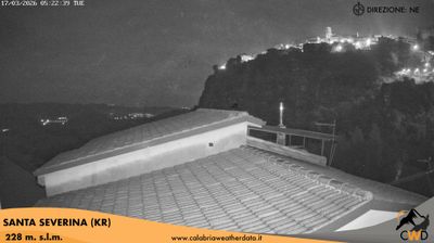 immagine della webcam nei dintorni di Petronà: webcam Santa Severina