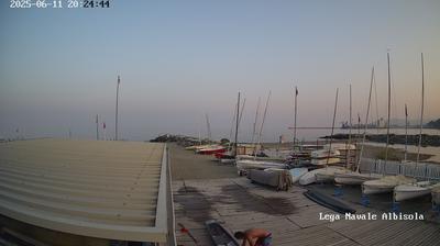 immagine della webcam nei dintorni di Altare: webcam Albisola Superiore