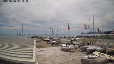 immagine della webcam nei dintorni di Bergeggi: webcam Albisola Superiore