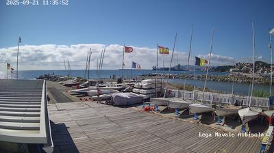 immagine della webcam nei dintorni di Altare: webcam Albisola Superiore