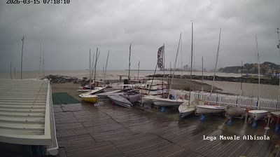 immagine della webcam nei dintorni di Valleggia: webcam Albisola Superiore