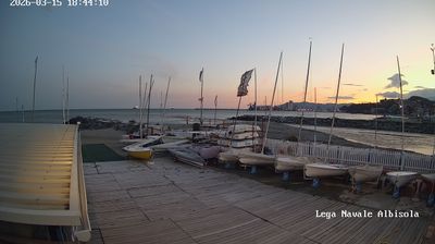 immagine della webcam nei dintorni di Pratozanino: webcam Albisola Superiore