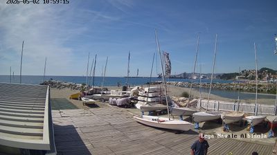 immagine della webcam nei dintorni di Celle Ligure: webcam Albisola Superiore