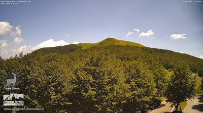 immagine della webcam nei dintorni di Prato Spilla: webcam Capanne di Sillano