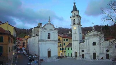 immagine della webcam nei dintorni di Sori: webcam Torriglia