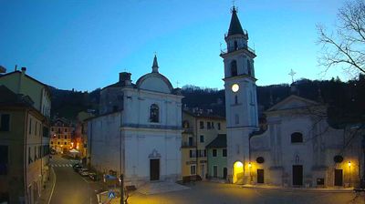 immagine della webcam nei dintorni di Casella: webcam Torriglia