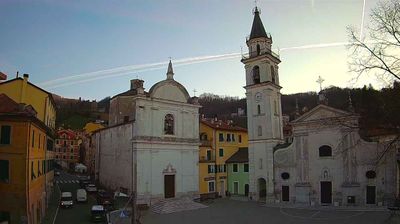 immagine della webcam nei dintorni di Nervi: webcam Torriglia