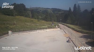 immagine della webcam nei dintorni di Vallarsa: webcam Passo delle Fittanze