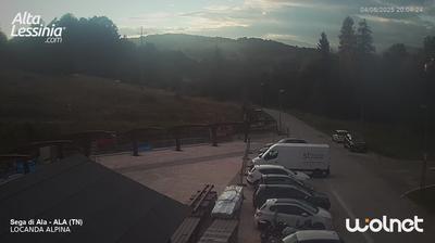 immagine della webcam nei dintorni di Vallarsa: webcam Passo delle Fittanze