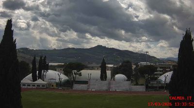 immagine della webcam nei dintorni di Campotosto: webcam Teramo